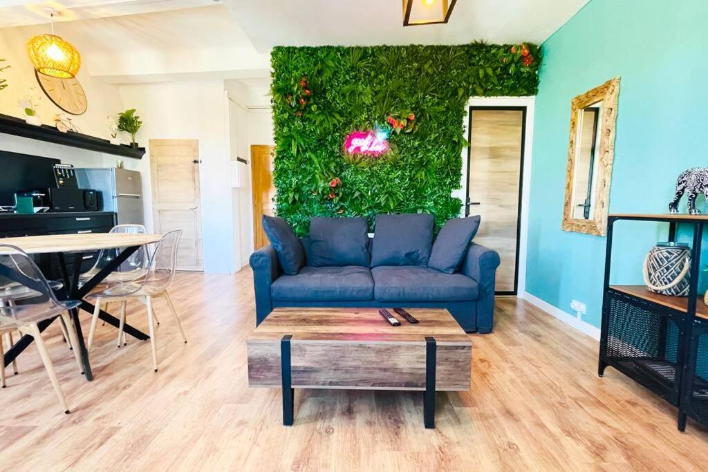 Jungle Room ลูมีย์ ภายนอก รูปภาพ